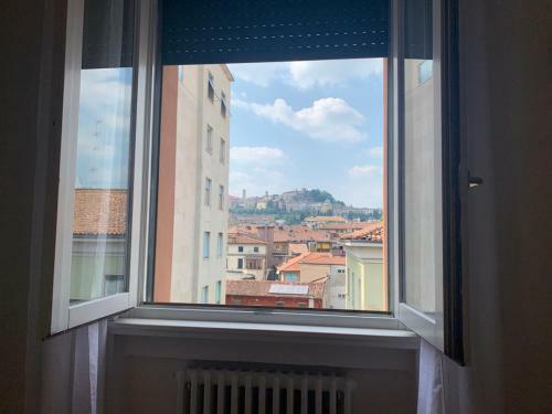 Camozzi Central Apartment