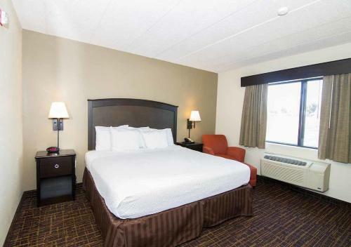 Hotel Americinn Lodge & Suites Peoria