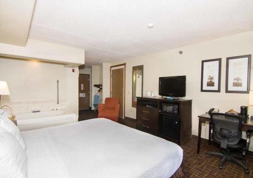Hotel Americinn Lodge & Suites Peoria