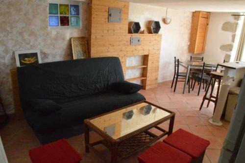 Maison 18 Pers. En Sud Ard�che, � 2 Pas D'aubenas