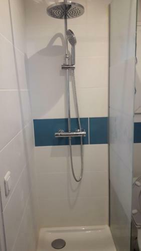 20m2 Apartment, Metro Line 7,direct To Louvre & Opera