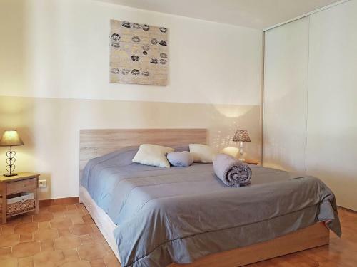 Modern Villa With Swimming Pool In Aups