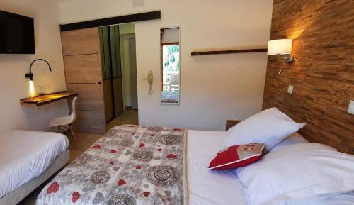 Hotel H�tel Chastellares