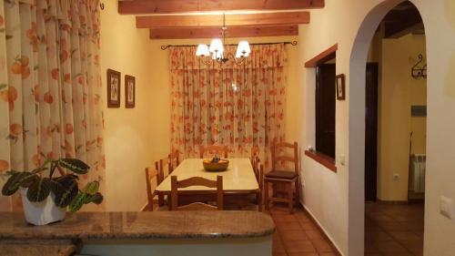 Casa Fuente De La Argamasa