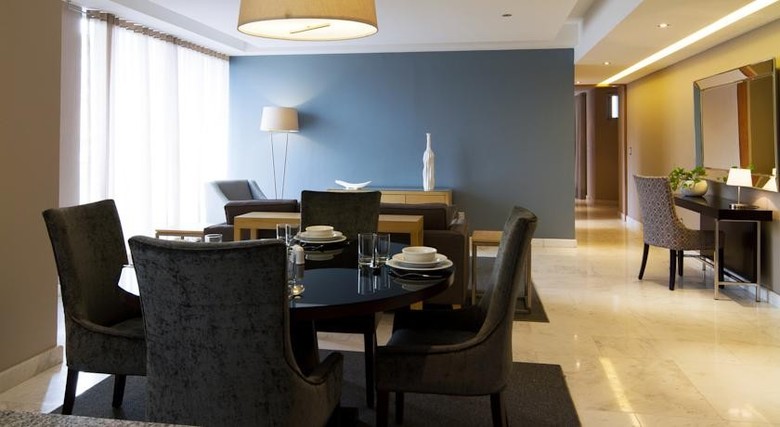 Hotel Pennsylvania Suites