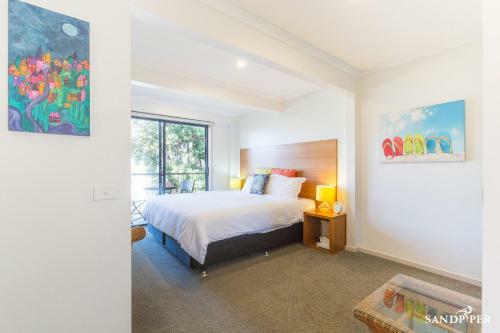 Sandpiper Motel
