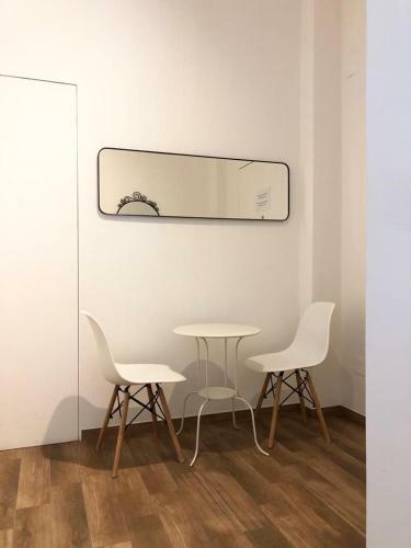 Hostal Italien Chic, Camera Con Bagni Condivisi