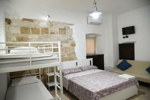 Hostal Corte Trecantaia 11 Holiday