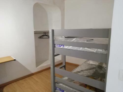 Ancienne Caserne Du Ch�teau