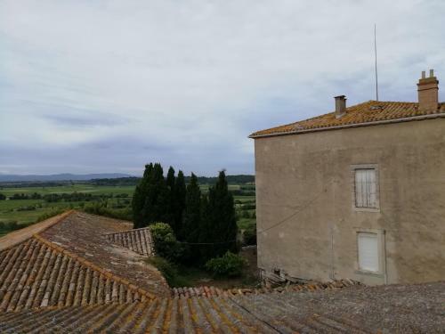 Ancienne Caserne Du Ch�teau