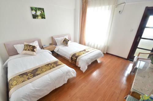 Golden Tree Business Hotel
