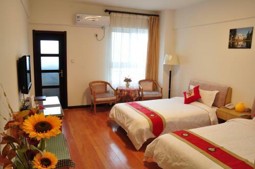 Golden Tree Business Hotel