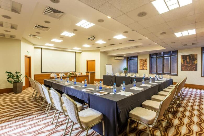 Landmark Creek Hotel & Spa