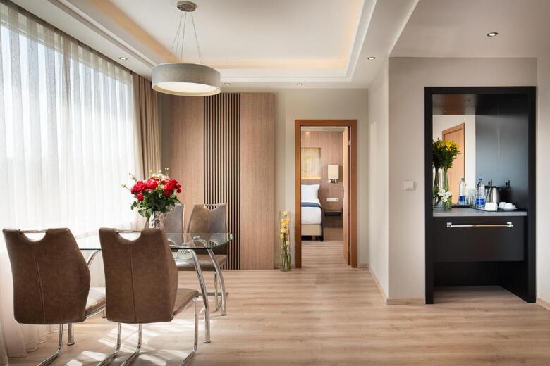 Landmark Creek Hotel & Spa