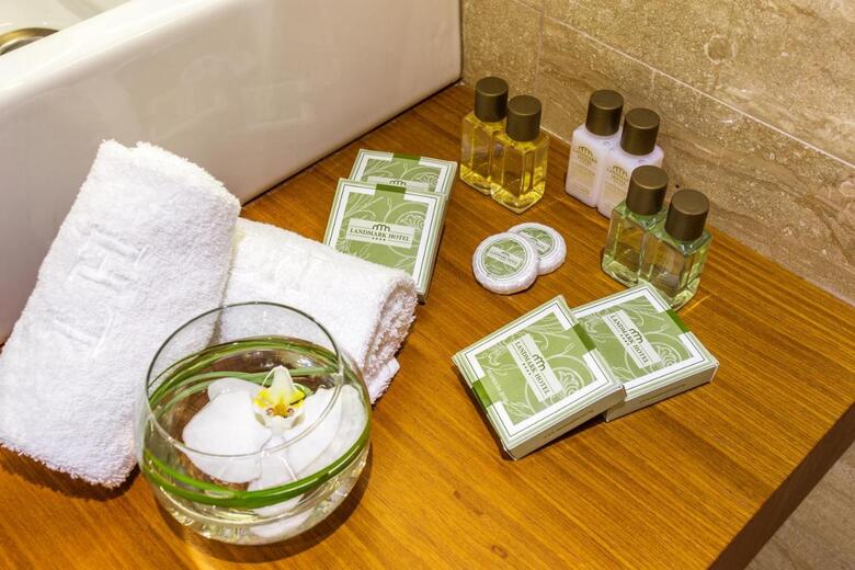 Landmark Creek Hotel & Spa