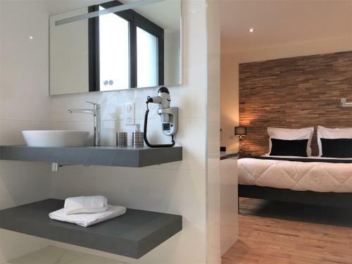 Hostal La Porte Des Alpes