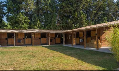Le Petit Mas Entre Provence Et Camargue 5 Pers