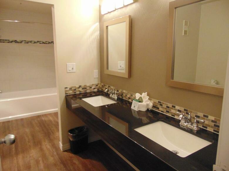 Redac Gateway Hotel Torrance
