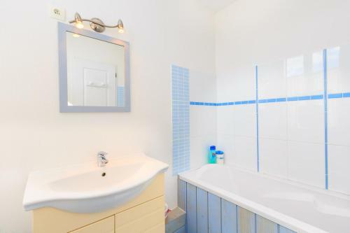Hostal Les Transats Chambre Et Appartements Vue Mer