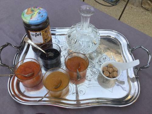Bed & Breakfast Le Mas Des Auges