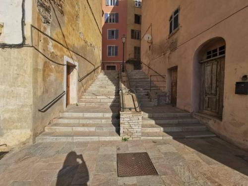Apartamento Studio Bastia, 1 Pi�ce, 4 Personnes - Fr-1-650-5