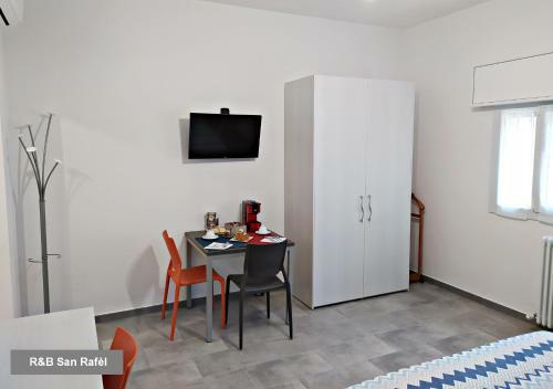 Hostal Room And Breakfast San Rafel