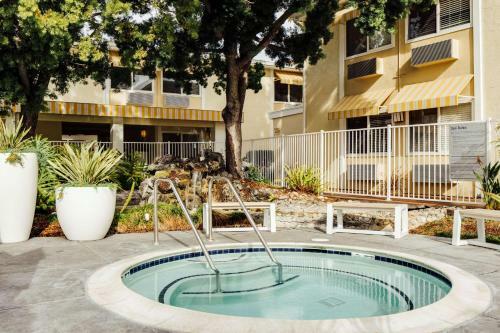 Wild Palms Hotel, A Joie De Vivre Hotel