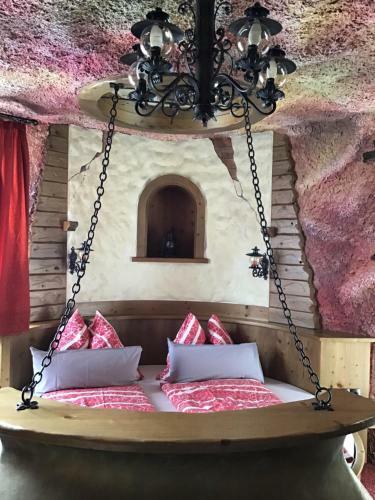 Hostal Themenpension Haus Sanz