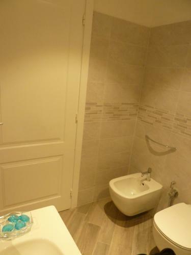 Apartamento La Torre Lunga -smart Working- 150 M Dalle-from Due Torri-two Towers