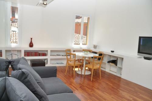 Apartamento Collegio Di Spagna