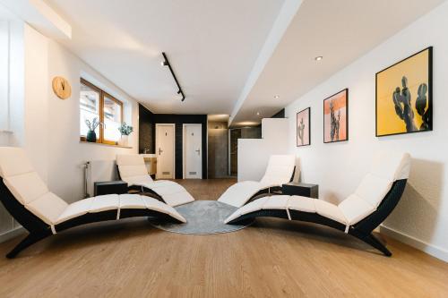 Apartamento Moderne 3 Zi.-fewo Blackforest Art N�he Freiburg