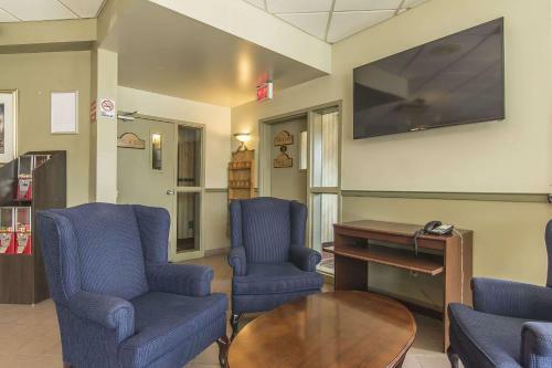Quality Hotel & Suites Sherbrooke