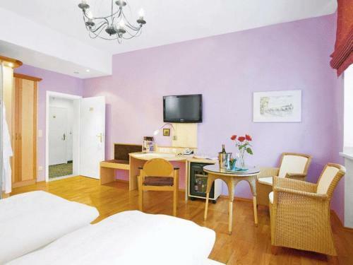 Hotel M�nchner Hof Und Blauer Turm