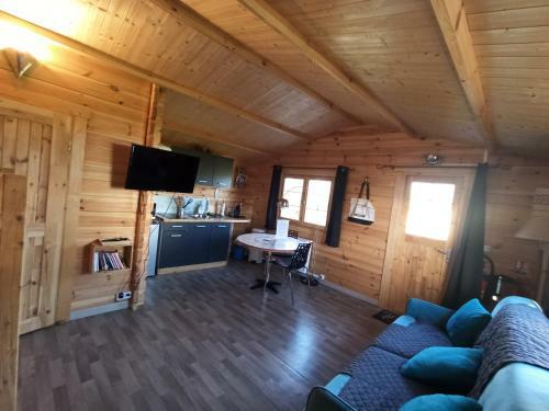 Gite Entre Mer Et Campagne Les Chalets Du Fliers