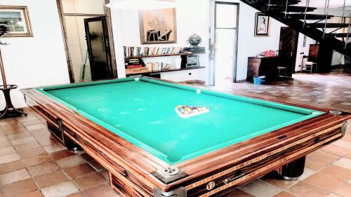Villa Vallocchia - Sleeps 18 Exclusive Poolgrounds Spoleto 10 Mins Rome 1 Hr