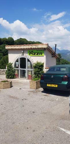 La Cachette