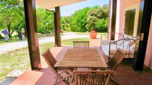Villa Vallocchia - Sleeps 18 Exclusive Poolgrounds 2
