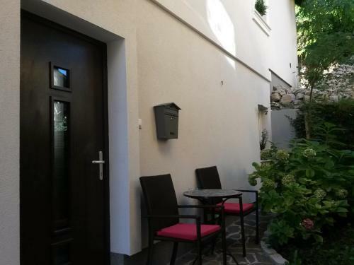 Effie Perine Apartments