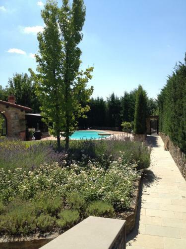 Mhateria Relais