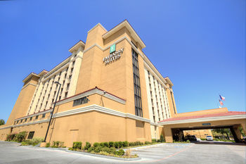 Hotel Embassy Suites Dallas - Park Central Area