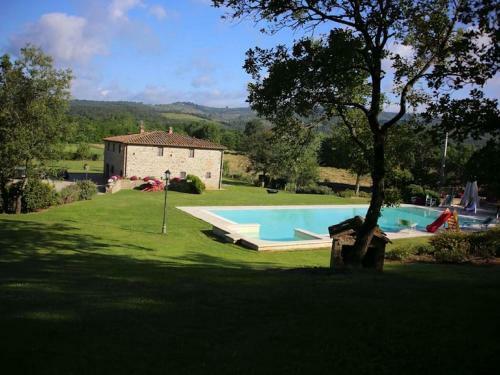 Authentic Holiday Home In Bucine With Private Swimming Pool