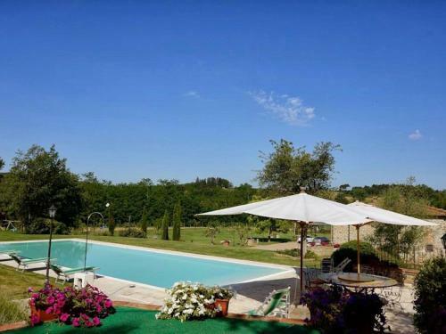Authentic Holiday Home In Bucine With Private Swimming Pool