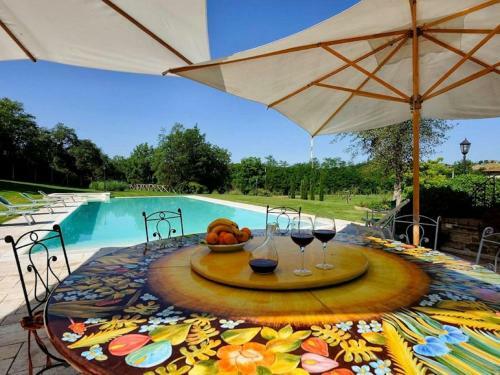Authentic Holiday Home In Bucine With Private Swimming Pool