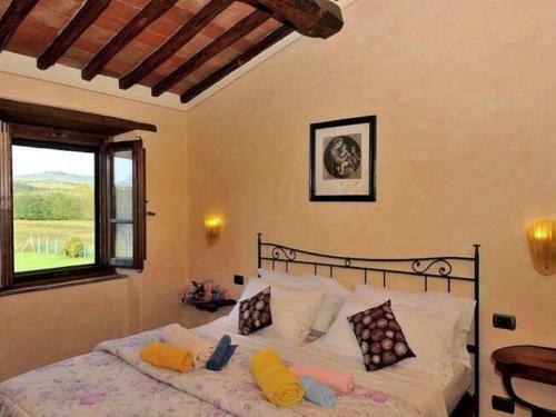 Authentic Holiday Home In Bucine With Private Swimming Pool