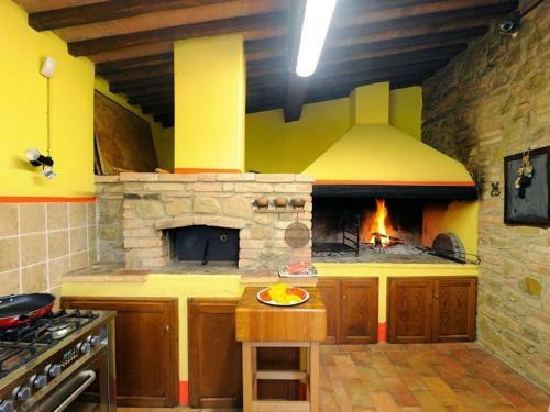 Authentic Holiday Home In Bucine With Private Swimming Pool