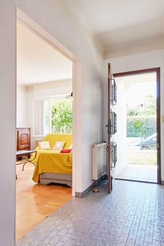 Guestready - House With Garden
