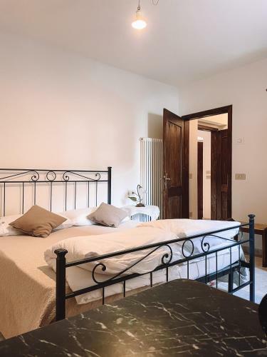 Castel Toblino Apartments