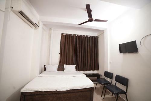 Oyo Flagship 83398 Hotel Relax Inn