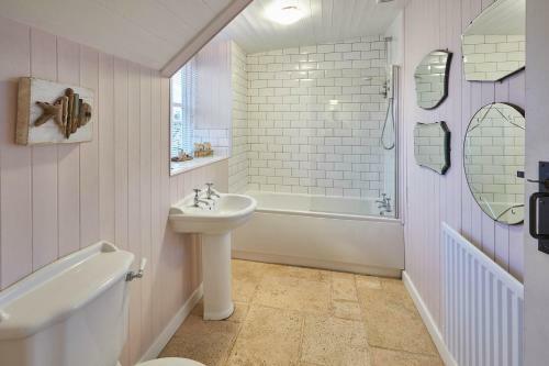 Host & Stay - Church Cottage