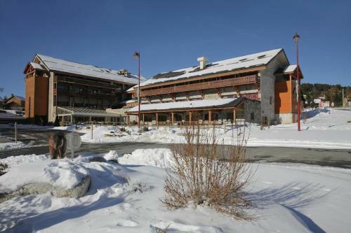 Apartamentos La Pradella Bolquere Pyr�n��s 2000